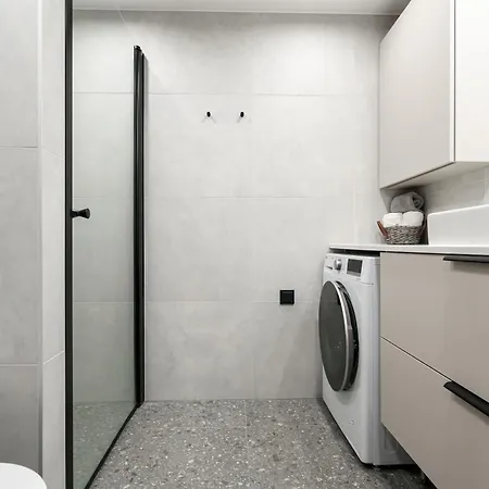 Dream - Modern Design With Balcony & Free Parking アパート *