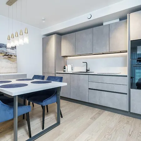 Dream - Modern Design With Balcony & Free Parking Appartement