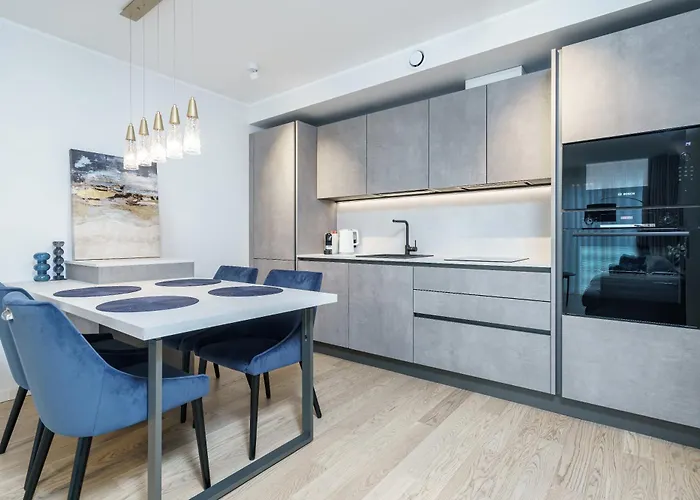 Dream - Modern Design With Balcony & Free Parking Διαμέρισμα